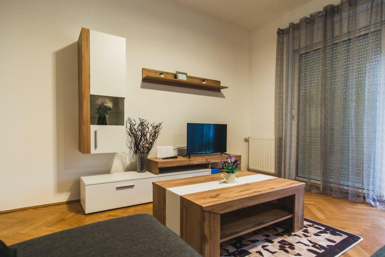 Apartments "Pavic" Near Zagreb Airport Velika Gorica Zewnętrze zdjęcie