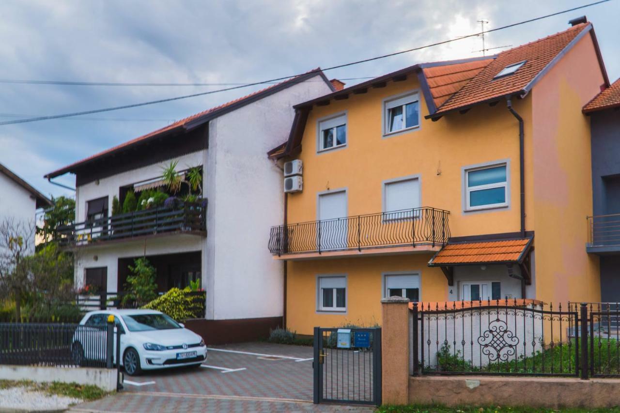 Apartments "Pavic" Near Zagreb Airport Velika Gorica Zewnętrze zdjęcie